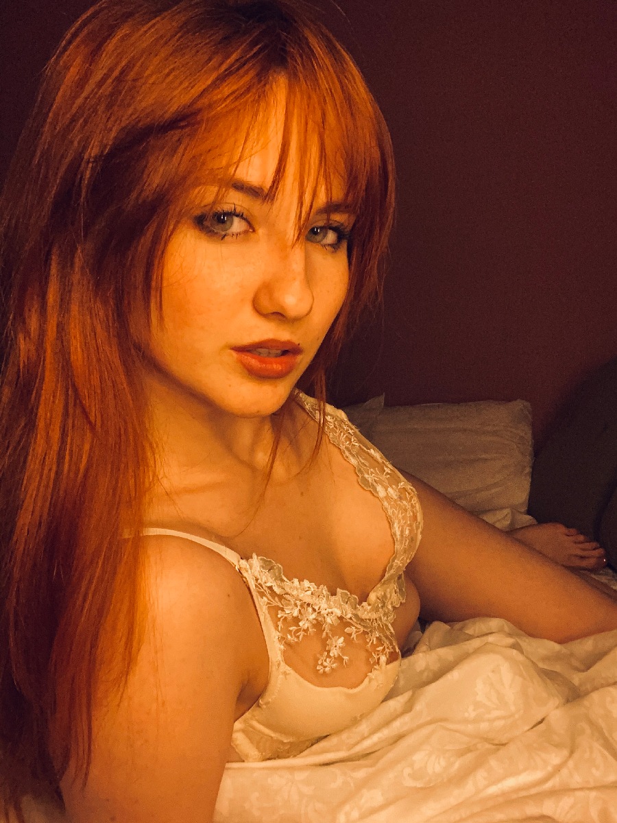 A playful frame from Nata — online in Acapulco