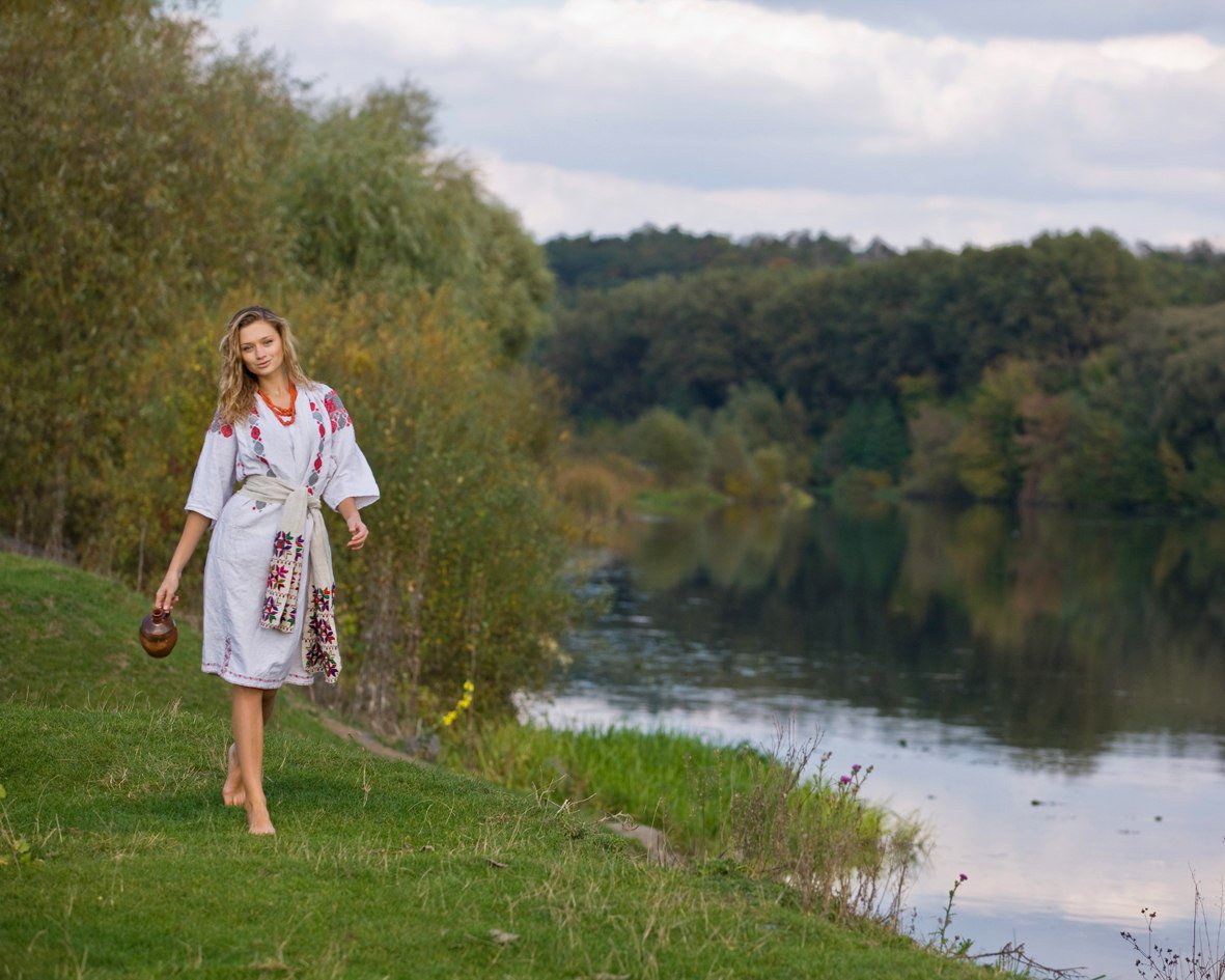 Nude girl Slavic women in Acapulco