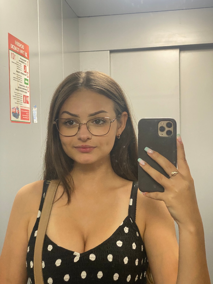 Sexy model Stacy in Acapulco